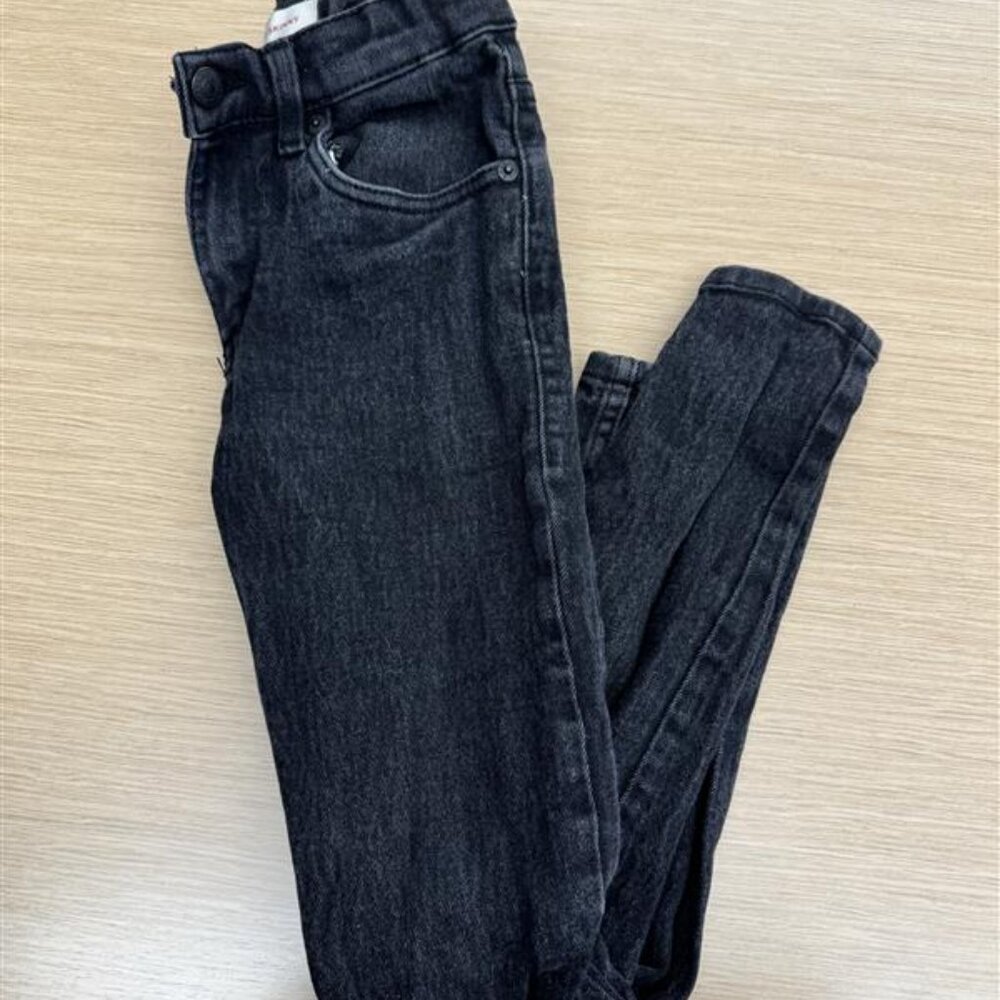 Levi kids size 10